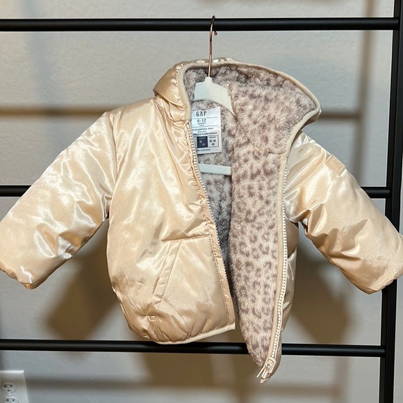 Champagne colored/ cheetah print Reversible GAP coat - Picture 3 of 5